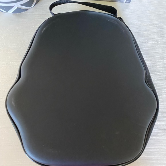 PowerA Nintendo 3DS Star Wars Helmet StormTrooper Travel / Storage Case - Picture 3 of 9